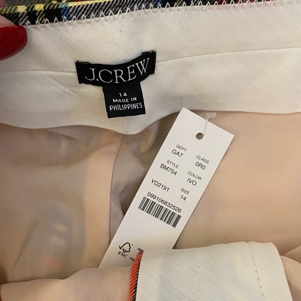 Jcrew Willa cropped pant in Snowy Stewart tartan wool blend - Picture 3 of 8